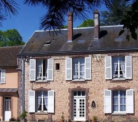 Ferme Du Chateau Bailleau-l'Eveque Luaran gambar